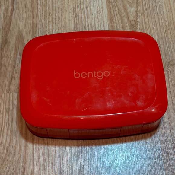 Bentgo Other - Bentgo Kids Lunch Box - 5 Compartment Bento-Style - Red Reusable
